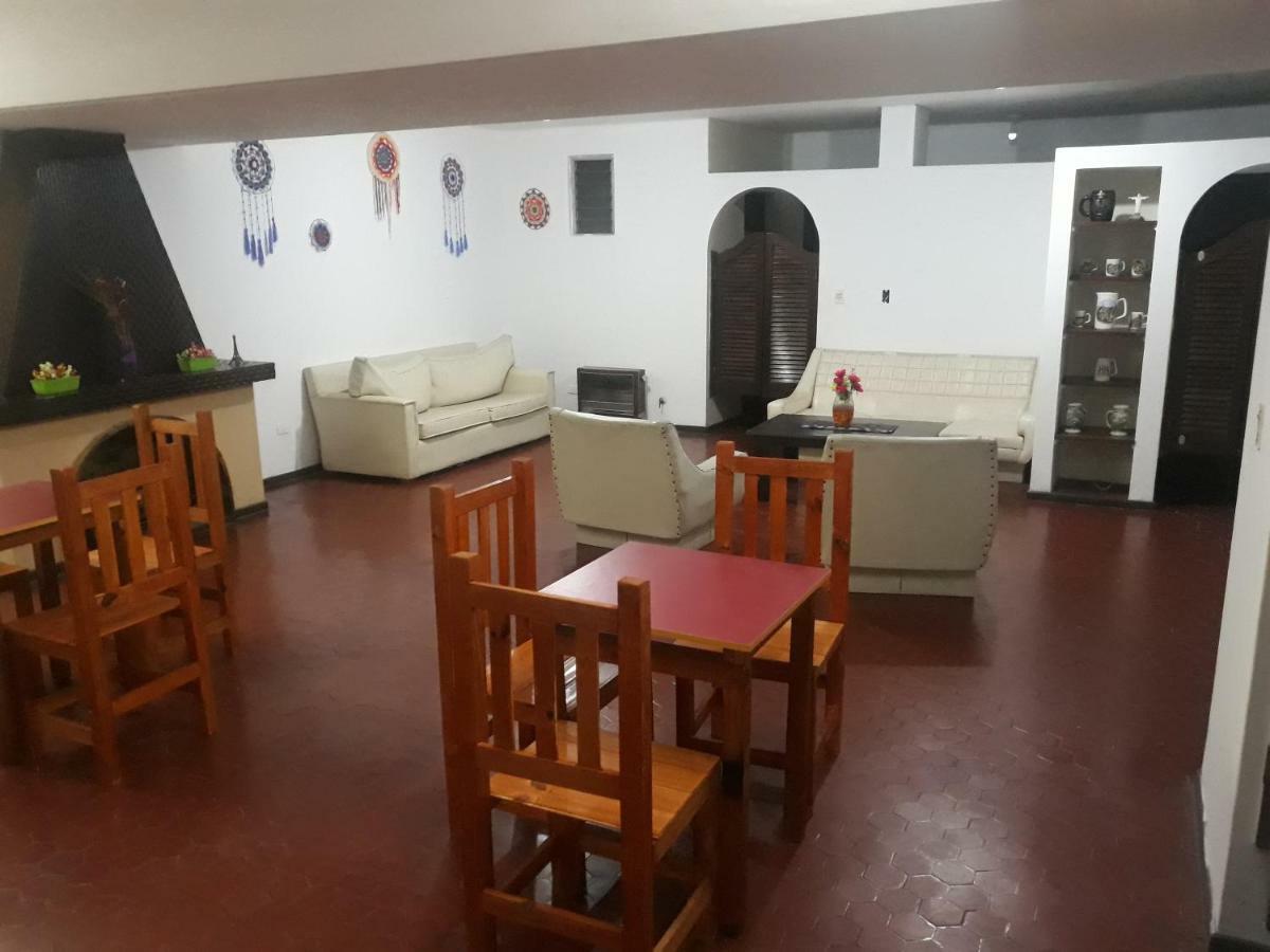 Tu Hostel San Miguel de Tucuman Bagian luar foto